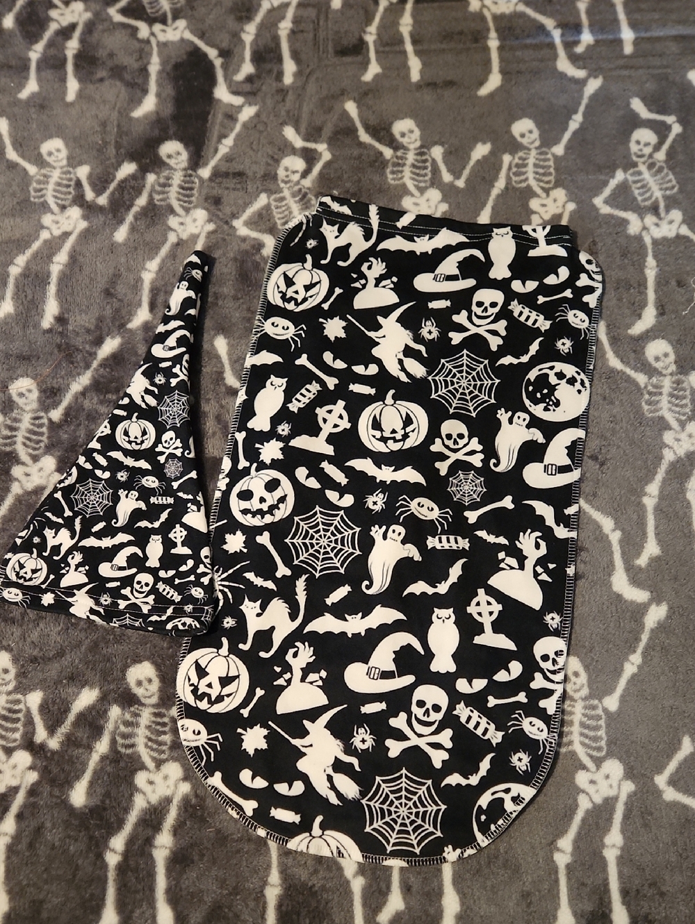 Unbranded Kids Halloween Swaddle and Cap Set - Black & White